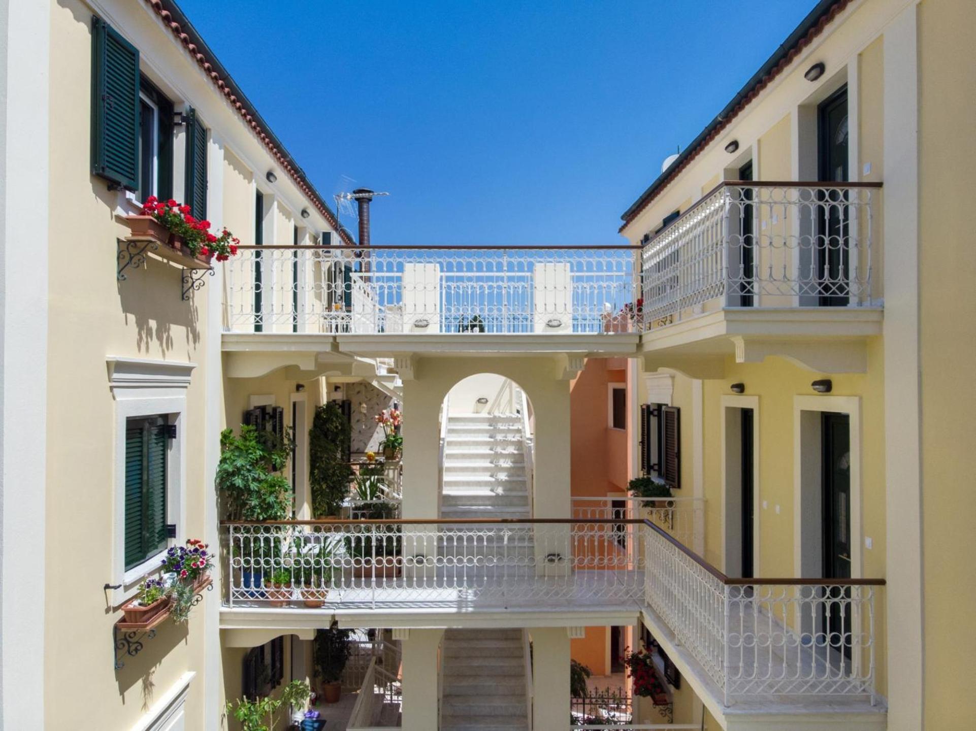 Filoxenia Kirki Benitses (Corfu)